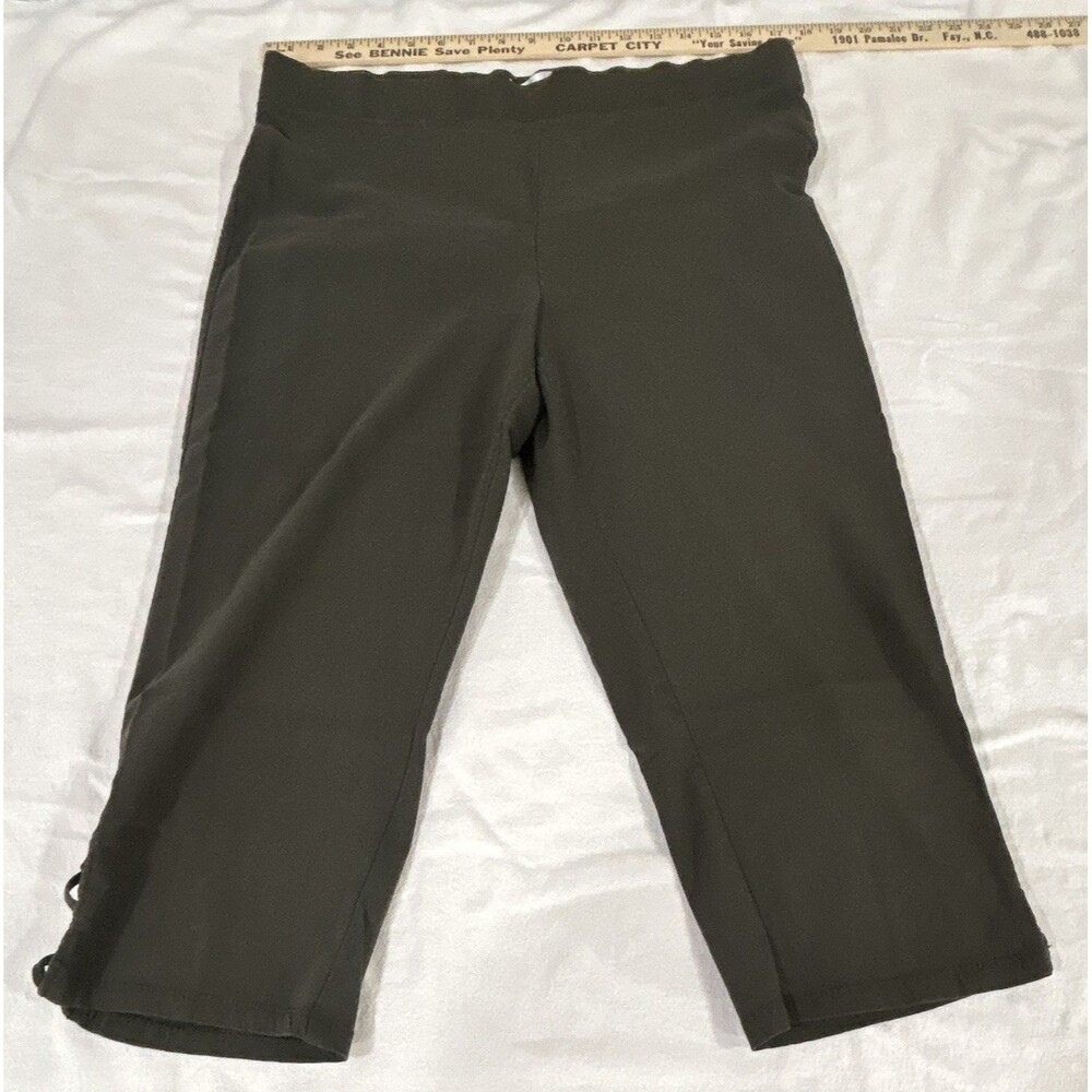 89th + Madison Women's Green XL Capri Leggings Criss-Cross 0116